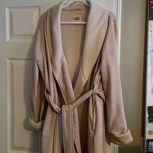 Ugg Duffield II Double-Knit Fleece Robe, Bathrobe, barely ever worn